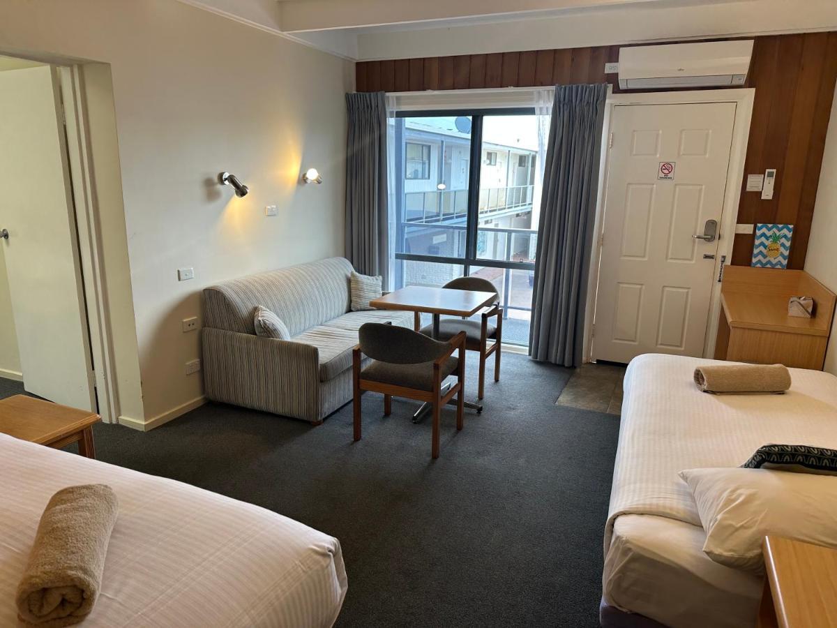 Banjo Paterson Motor Inn Lakes Entrance Exterior foto